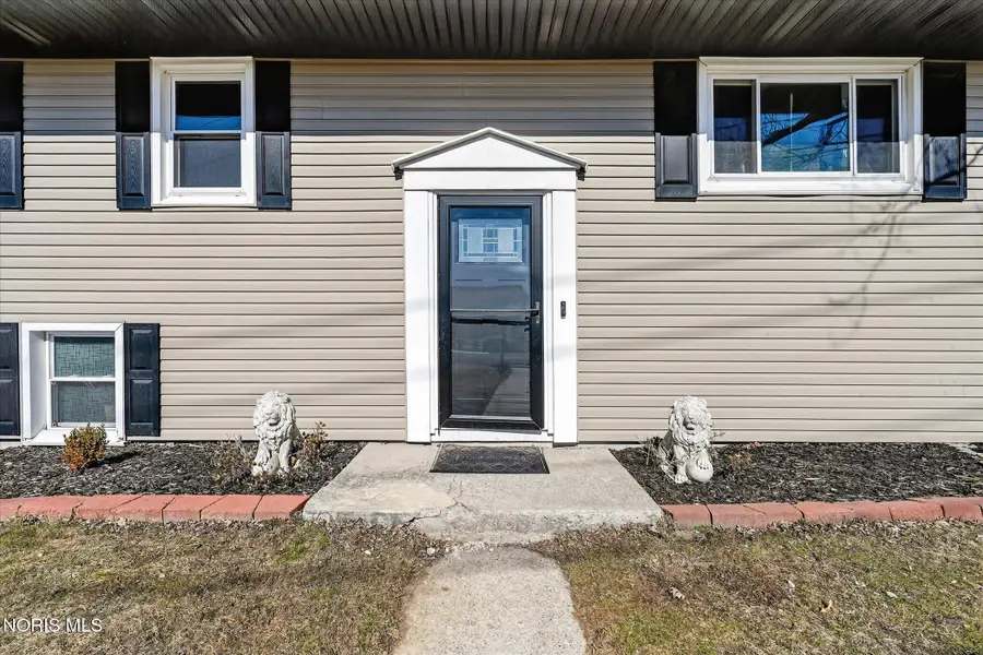 7304 Wales Road, Northwood, OH 43619 - #2