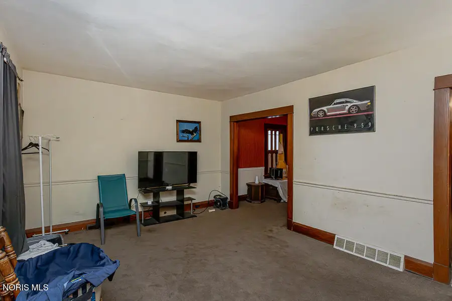 842 Geneva Avenue, Toledo, OH 43609 - #3