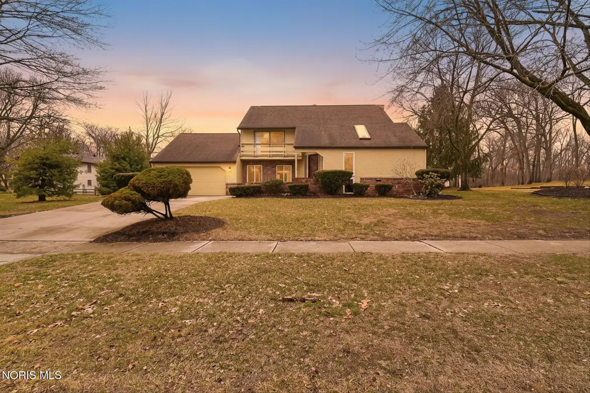 6927 Regents Park Boulevard, Toledo, OH 43617 - #1