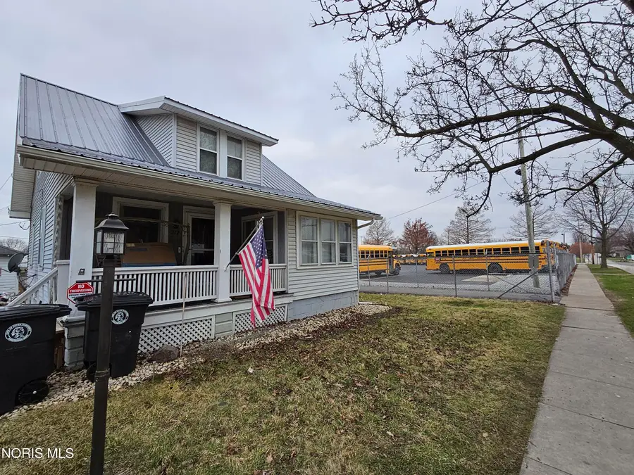 212 N Hazel Street, Upper Sandusky, OH 43351 - #2