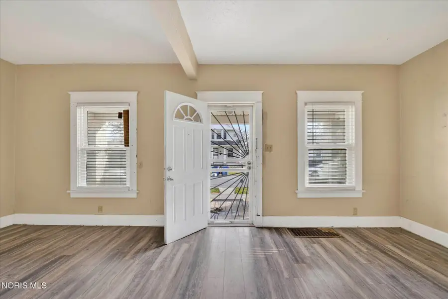 247 E Pearl Street, Toledo, OH 43608 - #3