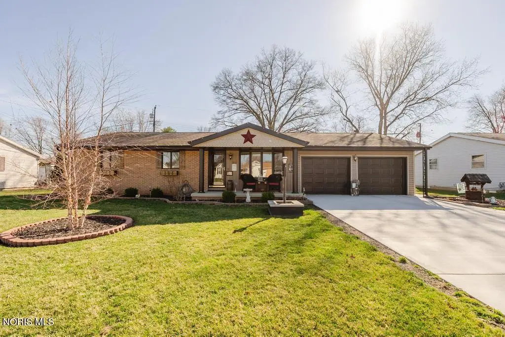 2419 Hollybrook Drive, Findlay, OH 45840 - #1