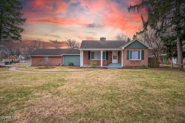 5809 Dorr Street, Toledo, OH 43615