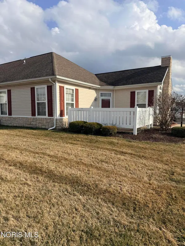 8329 Ledgestone Avenue, Sylvania, OH 43560