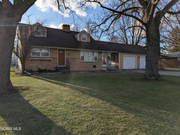 1626 Dier Road, Curtice, OH 43412