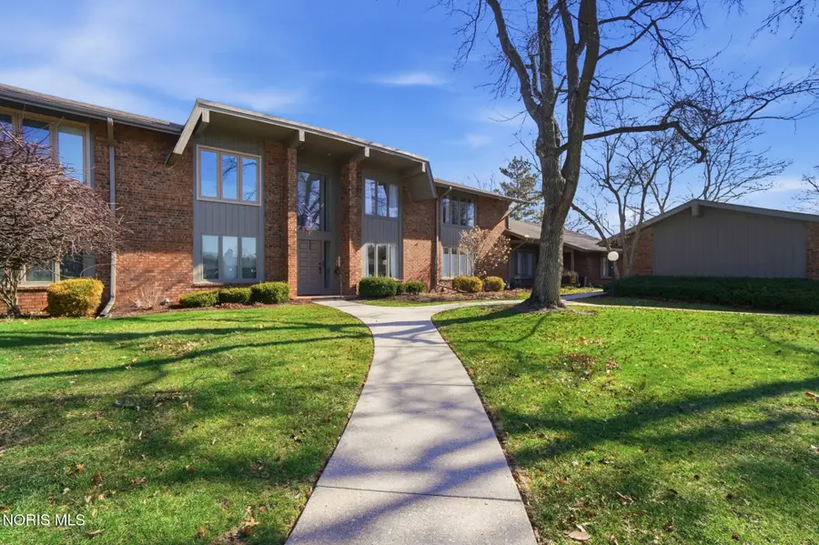 29610 Gleneagles Road, Perrysburg, OH 43551 - #3