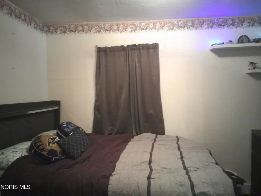 840 Karnes Avenue, Defiance, OH 43512 - #2