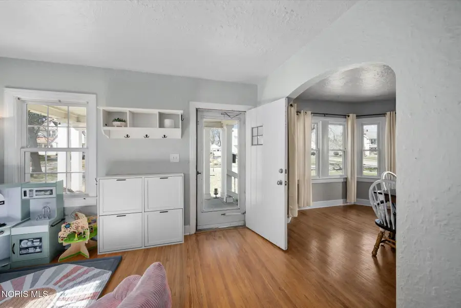 3848 Drummond Road, Toledo, OH 43613 - #2