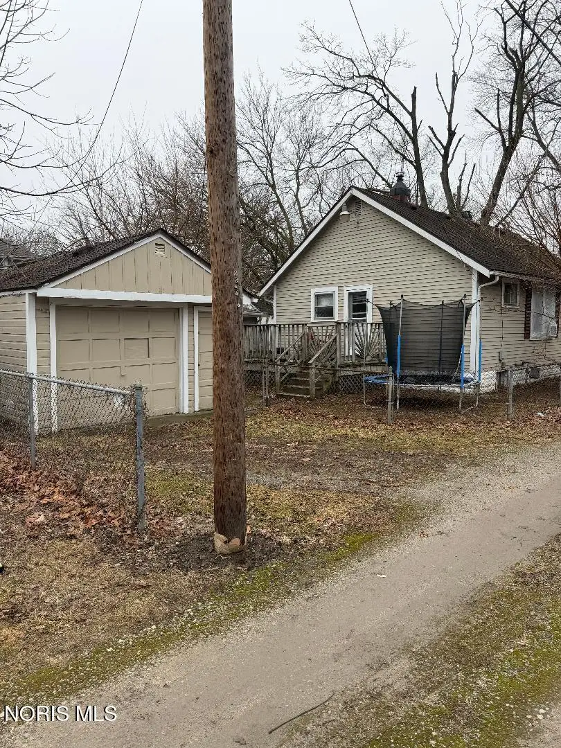 139 Kenmore Avenue, Toledo, OH 43609 - #3