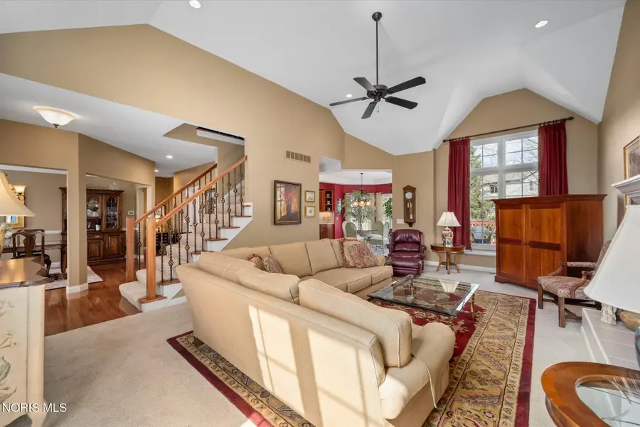 7906 Clover Creek Road, Maumee, OH 43537 - #2