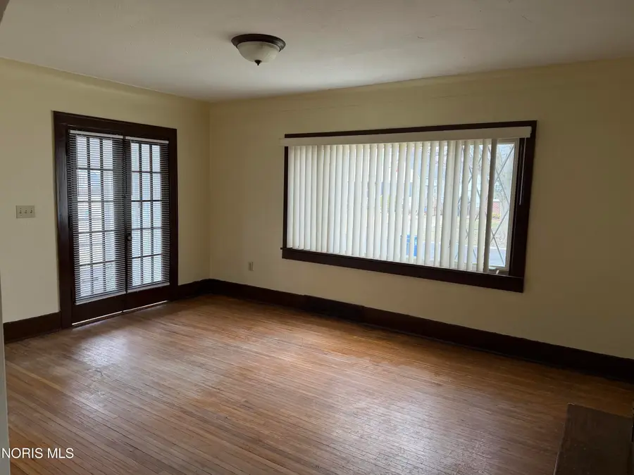 4248 Caroline Avenue, Toledo, OH 43612 - #3