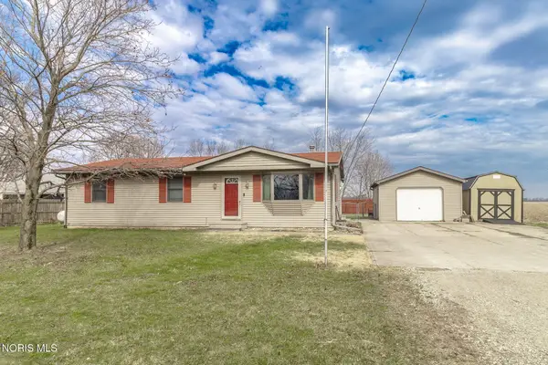 17151 W State Route 105, Elmore, OH 43416