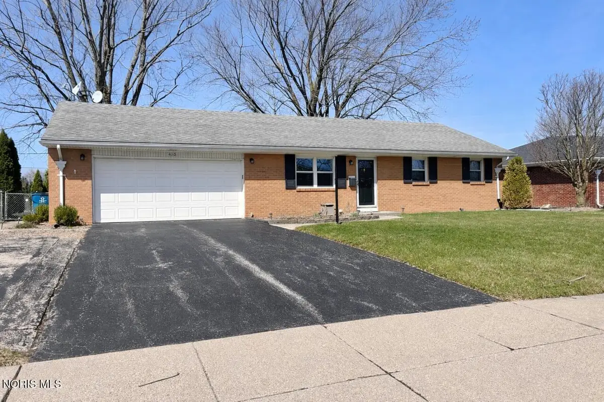 410 Overlook Drive, Waterville, OH 43566 - #1