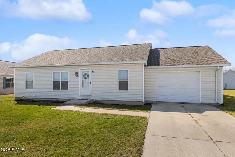 823 Bugner Street, Fostoria, OH 44830 - #3