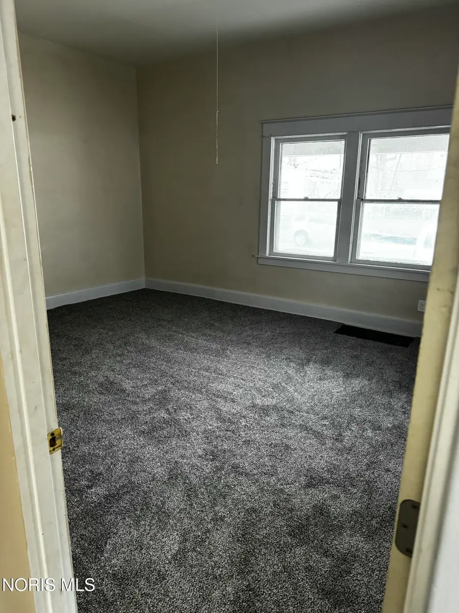 963 Mc Kinley Avenue, Toledo, OH 43605 - #3