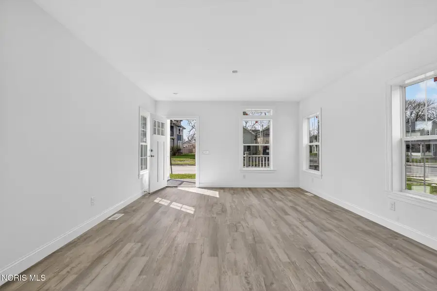 440 South Avenue, Toledo, OH 43609 - #2