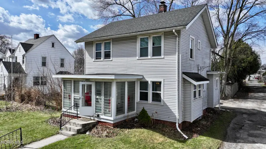 4447 Walker Avenue, Toledo, OH 43612 - #3