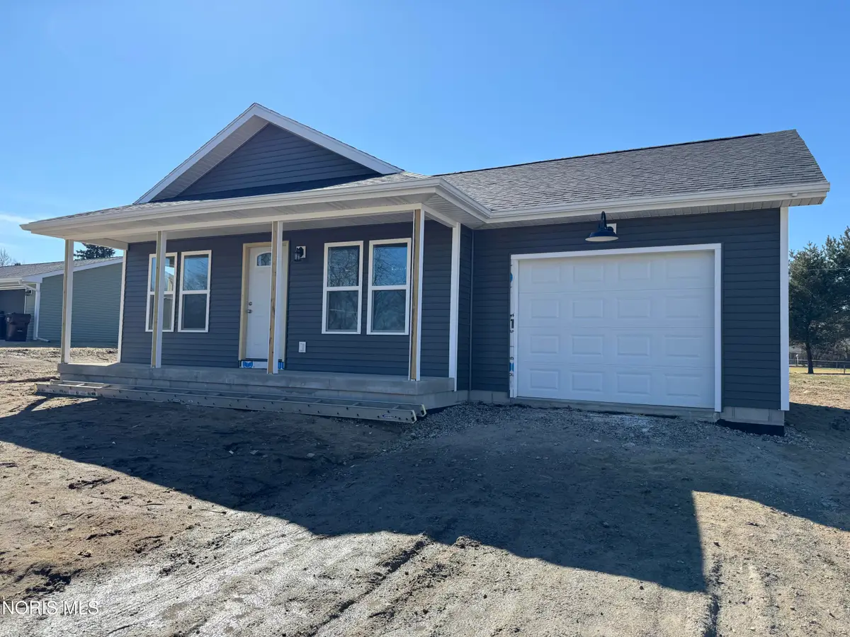 404 Clear Fork Drive, Pioneer, OH 43554 - #1