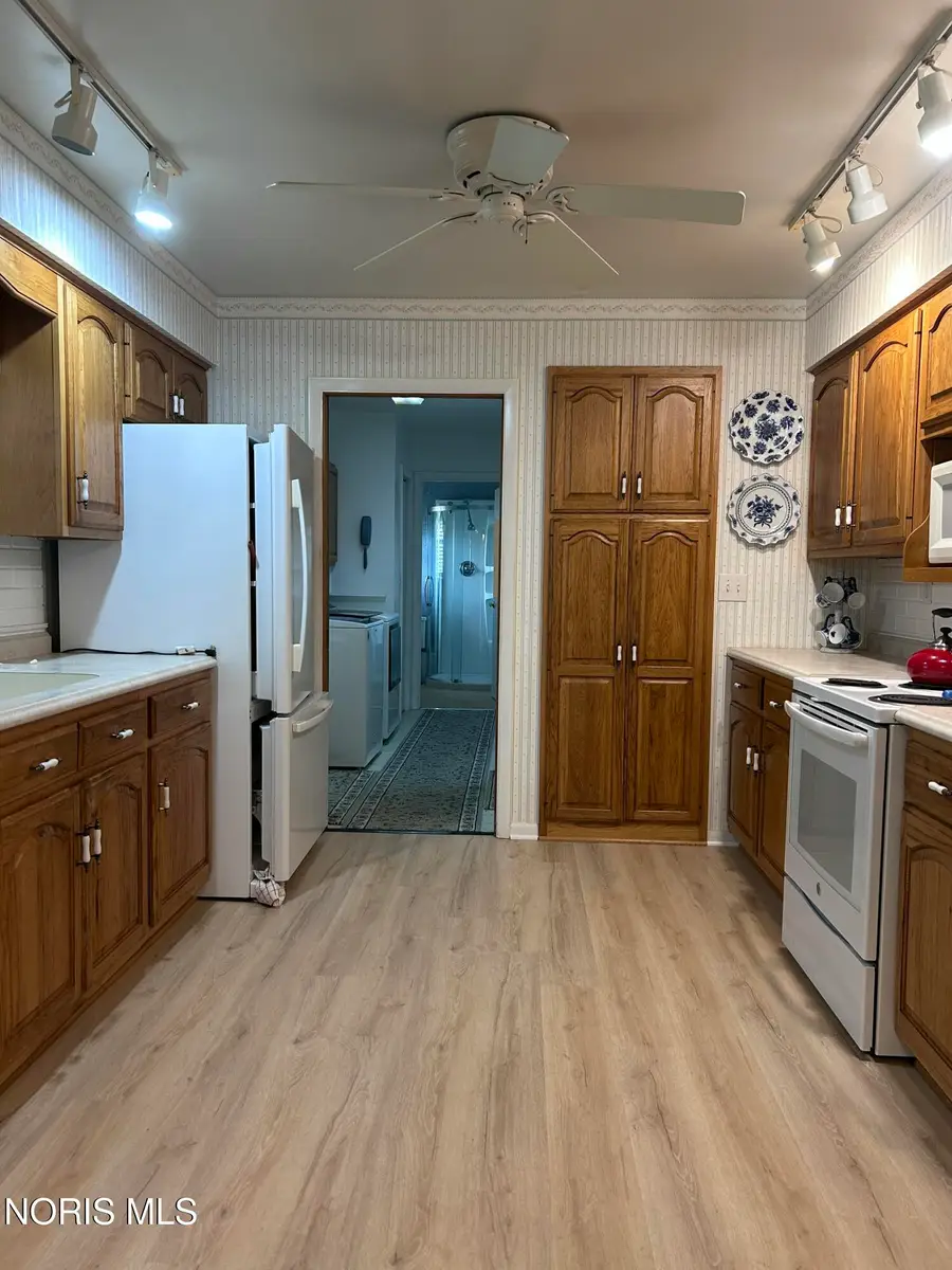 1642 Cherry Lane, Findlay, OH 45840 - #2