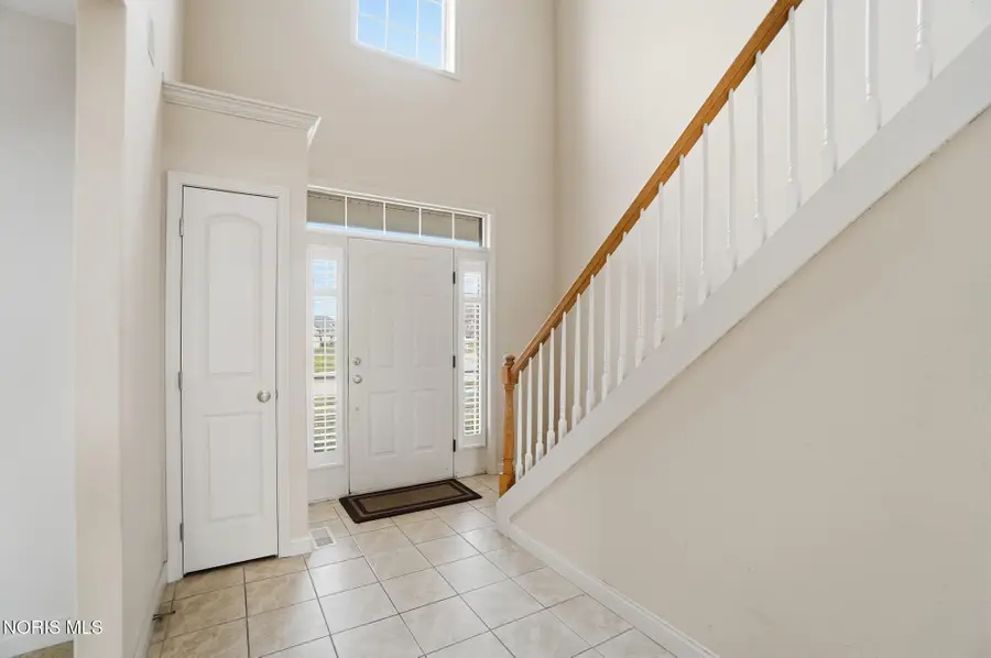 8828 Cedar Bend Road, Sylvania, OH 43560 - #3