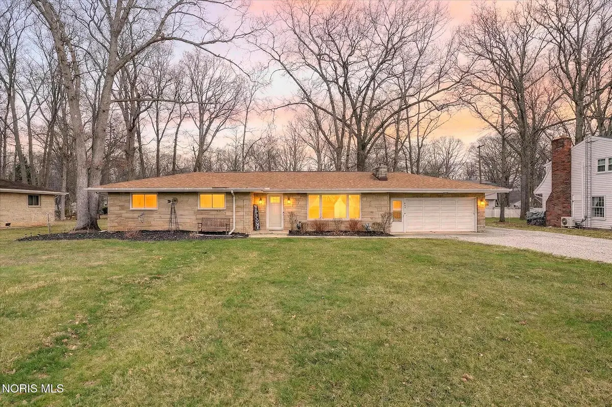 1635 S Clinton Street, Defiance, OH 43512 - #1