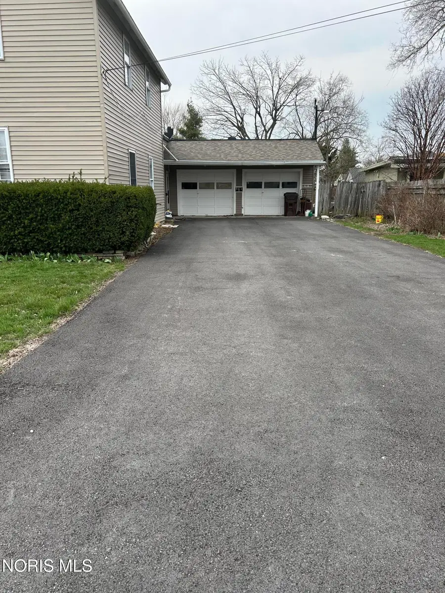 963 N Vine Street, Fostoria, OH 44830 - #2