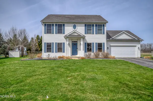 717 Little Creek Drive, Perrysburg, OH 43551