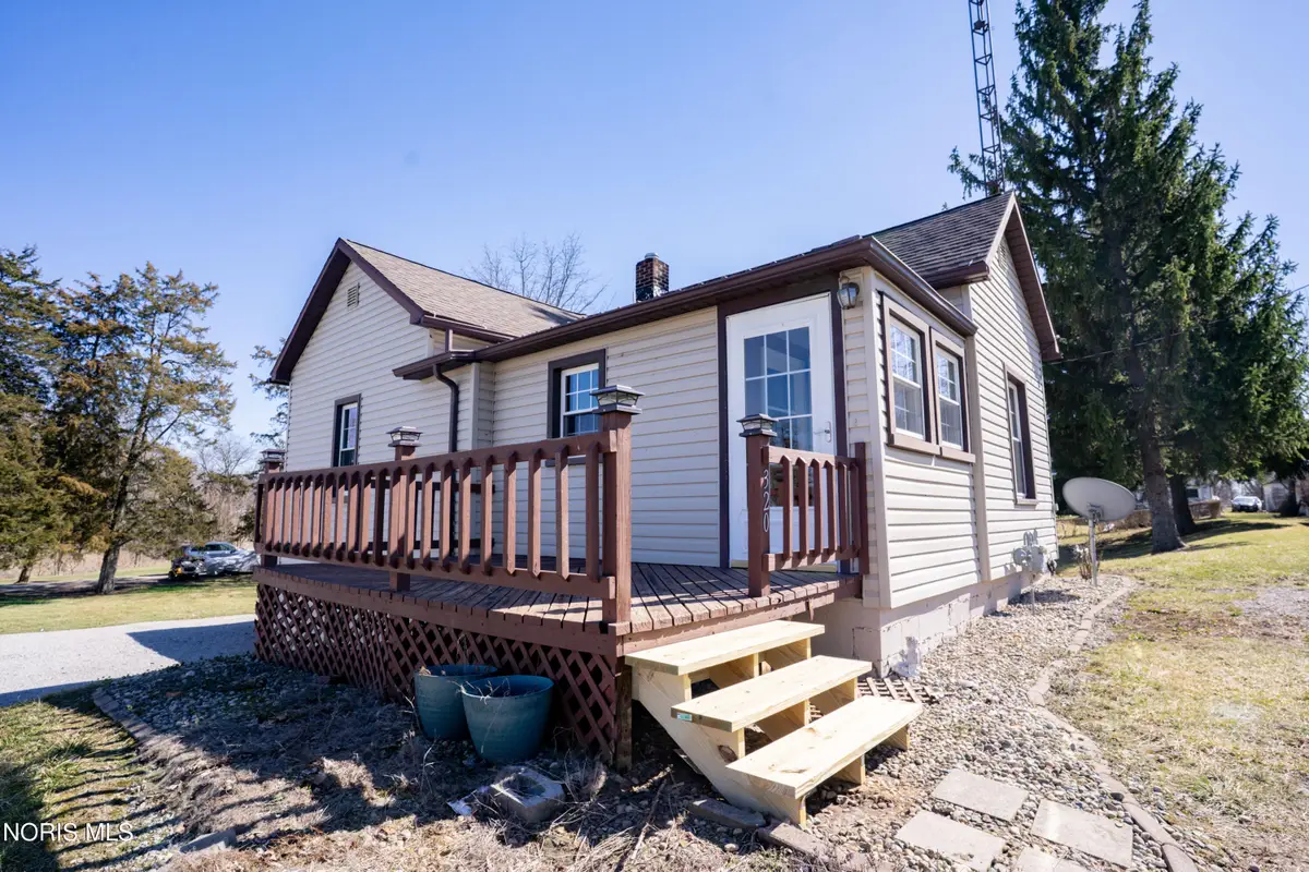 320 E Elm Street, Sherwood, OH 43556 - #1