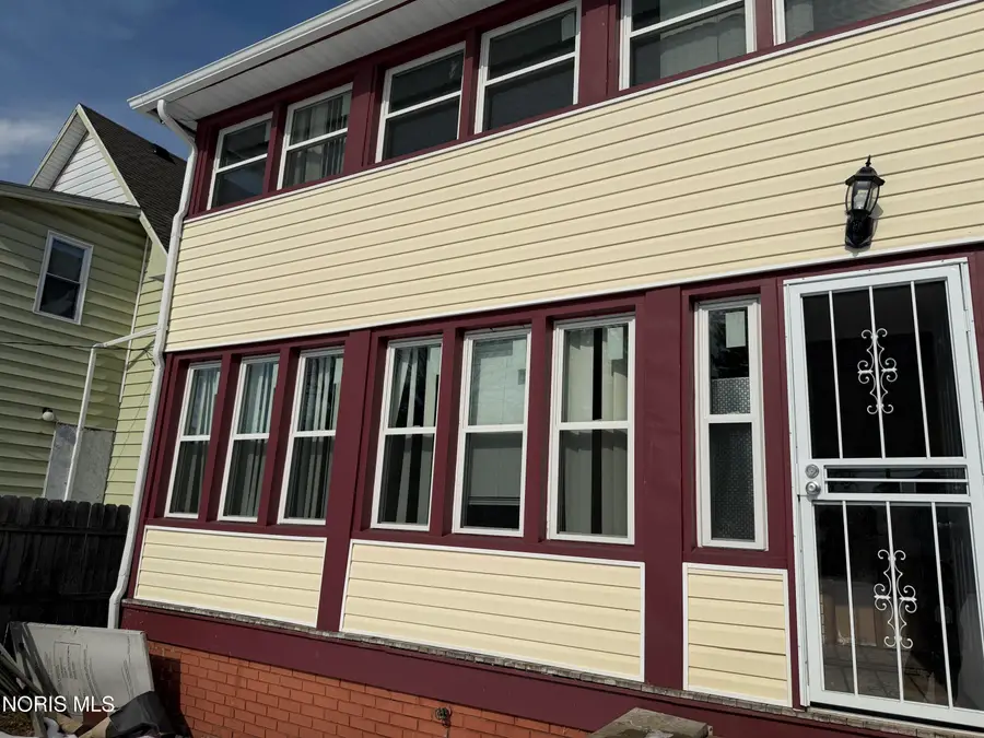 1031 Prospect Avenue, Toledo, OH 43606 - #2