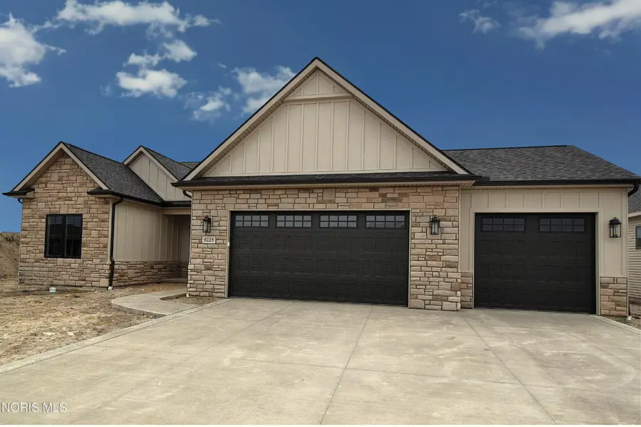 9225 Summer Song Ln, Sylvania, OH 43560 - #3