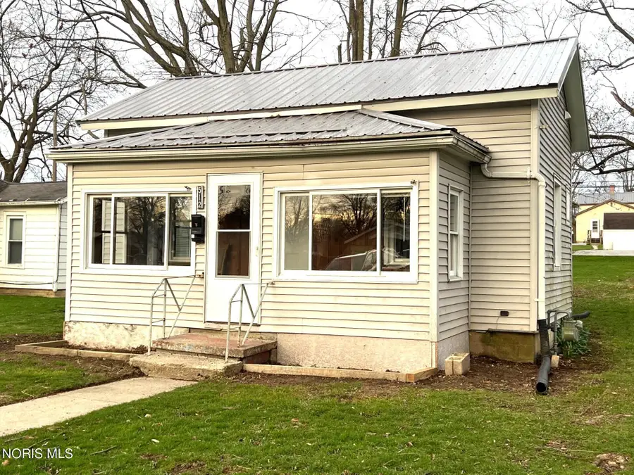 512 N 7th Street, Upper Sandusky, OH 43351 - #3