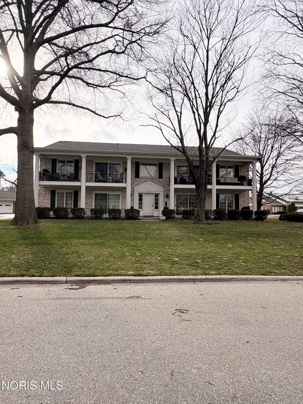 2625 Amara Drive, Toledo, OH 43615