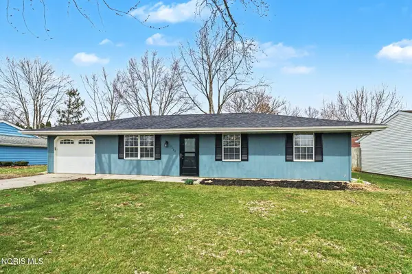 1025 Colonial Lane, Bryan, OH 43506