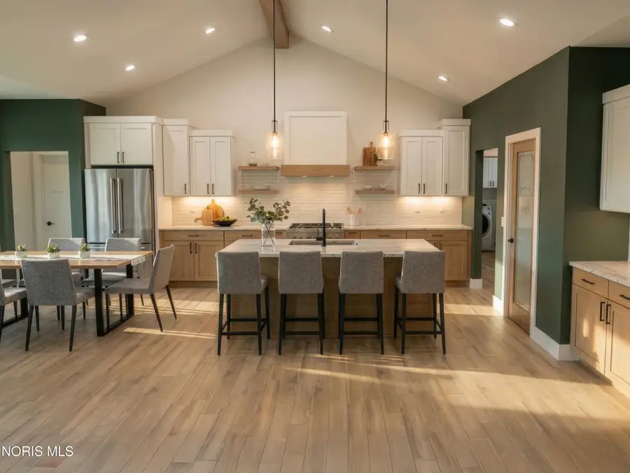 7850 Trestle Bend Road, Monclova, OH 43542 - #2