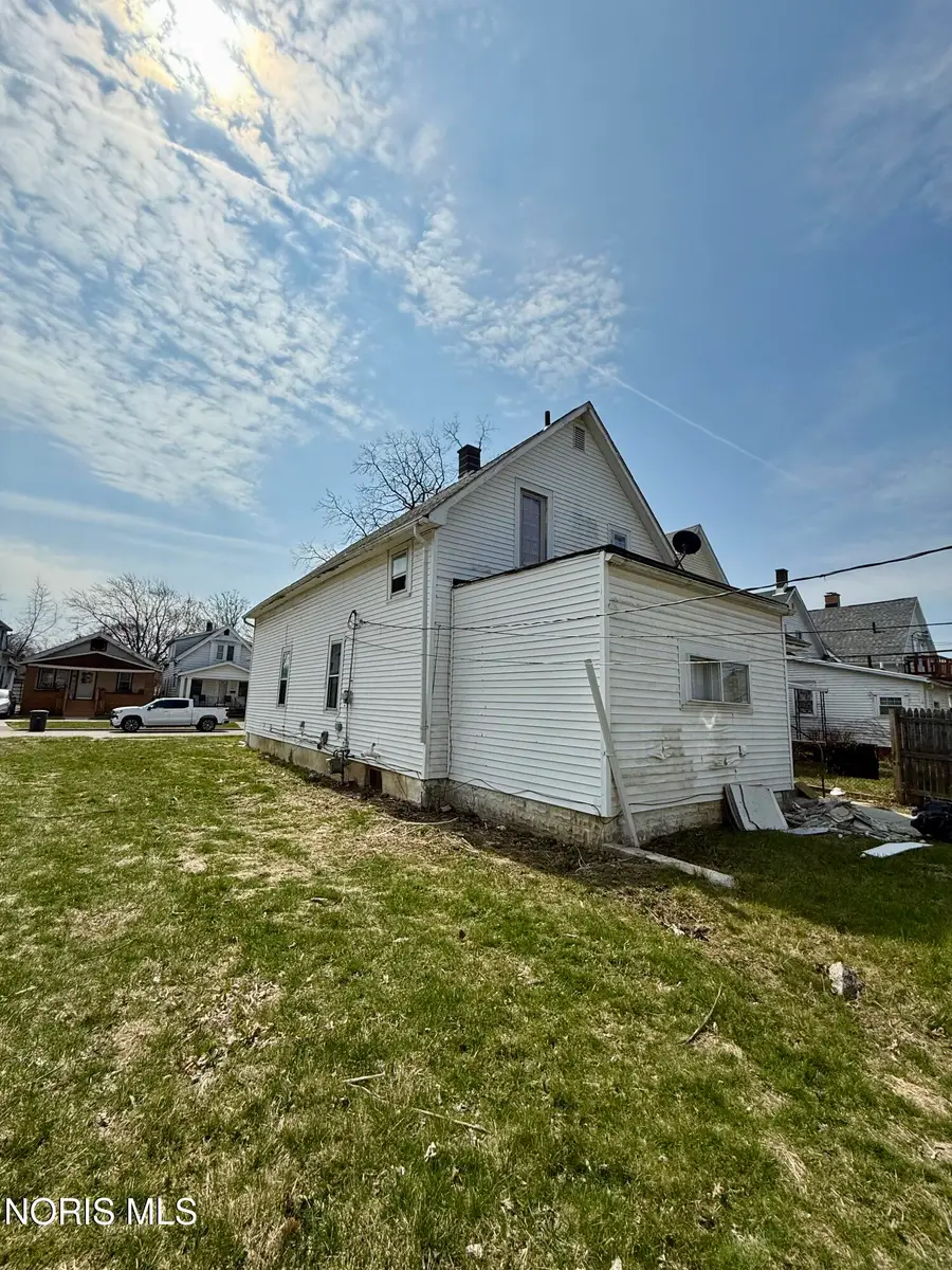 427 Everett Street, Toledo, OH 43608 - #3