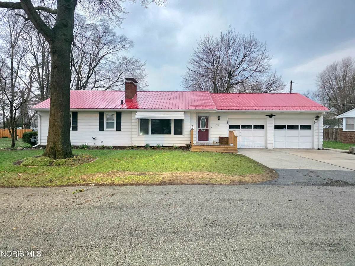 711 Natlin Drive, Fostoria, OH 44830 - #1