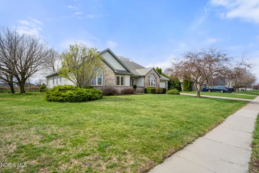 7601 Timbers Boulevard, Waterville, OH 43566 - #2