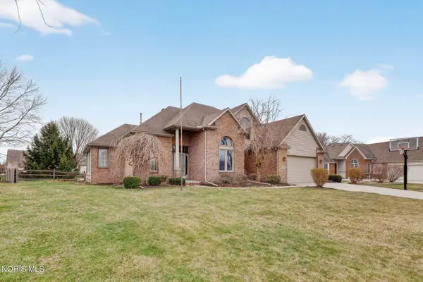 4372 Morning Dove Drive, Oregon, OH 43616