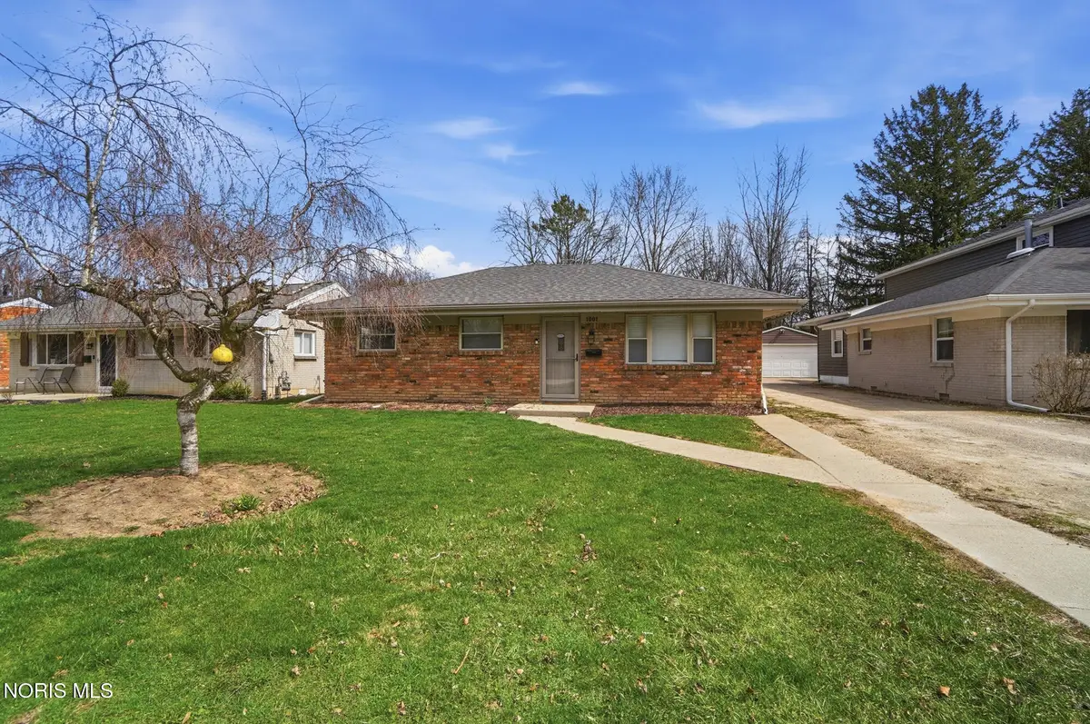 1001 Pine Street, Perrysburg, OH 43551 - #1