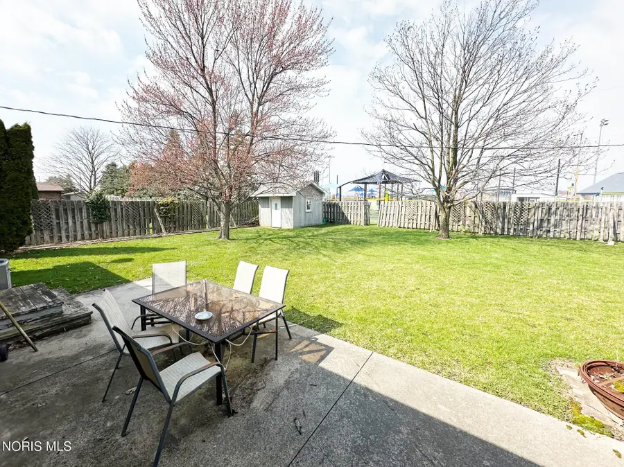 340 Hillshafer Drive, Findlay, OH 45840 - #3