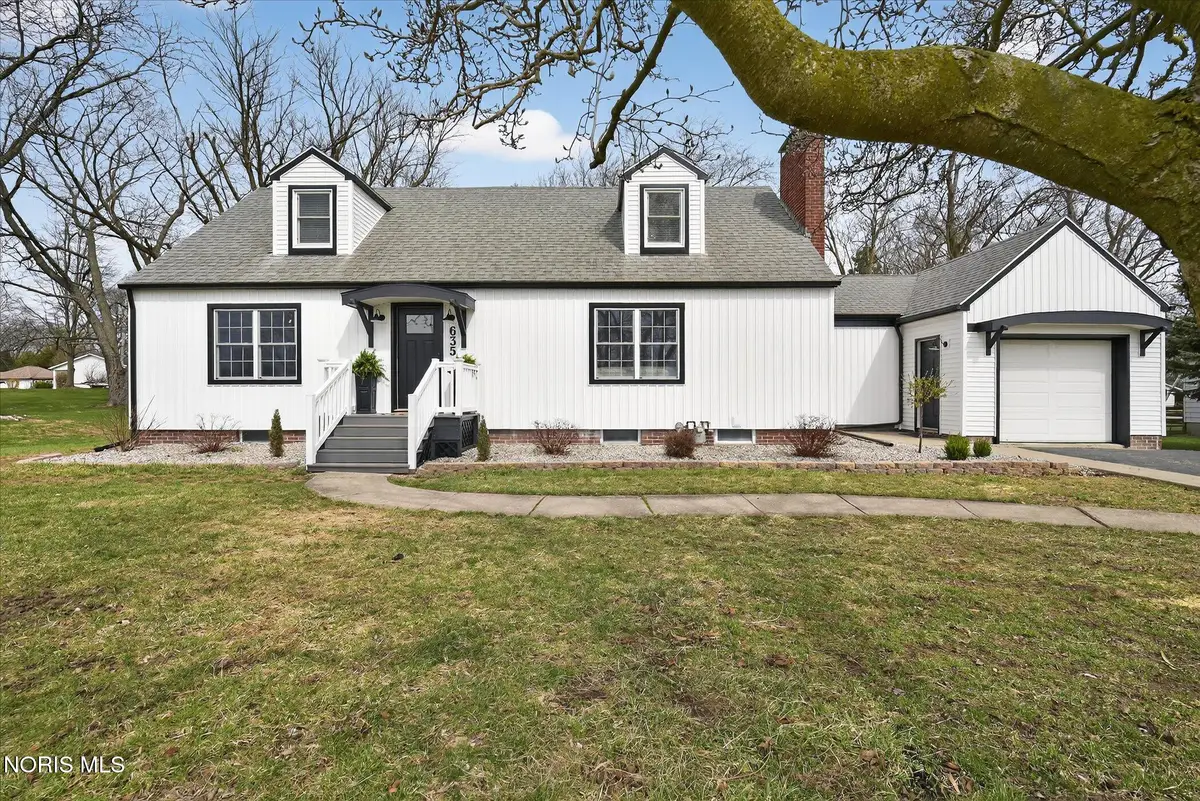 635 E Leggett Street, Wauseon, OH 43567 - #1