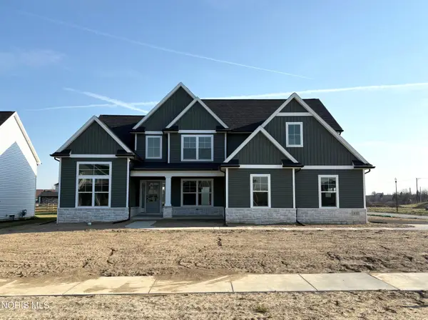 11 Hawthorne Crossing, Perrysburg, OH 43551