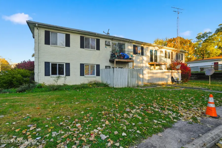 1642 Brooke Park Drive, Toledo, OH 43612 - #3