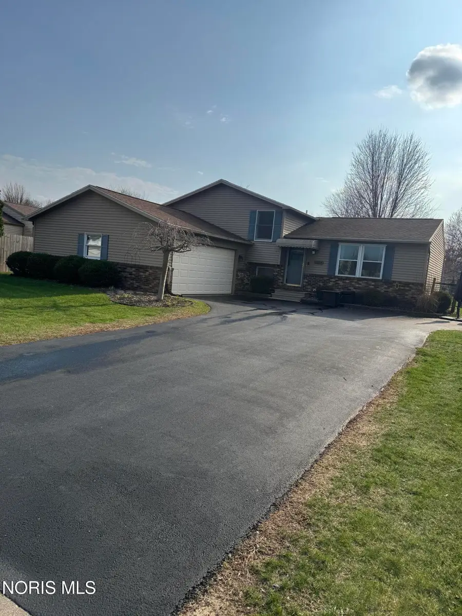 2214 Denton Lane, Maumee, OH 43537 - #3