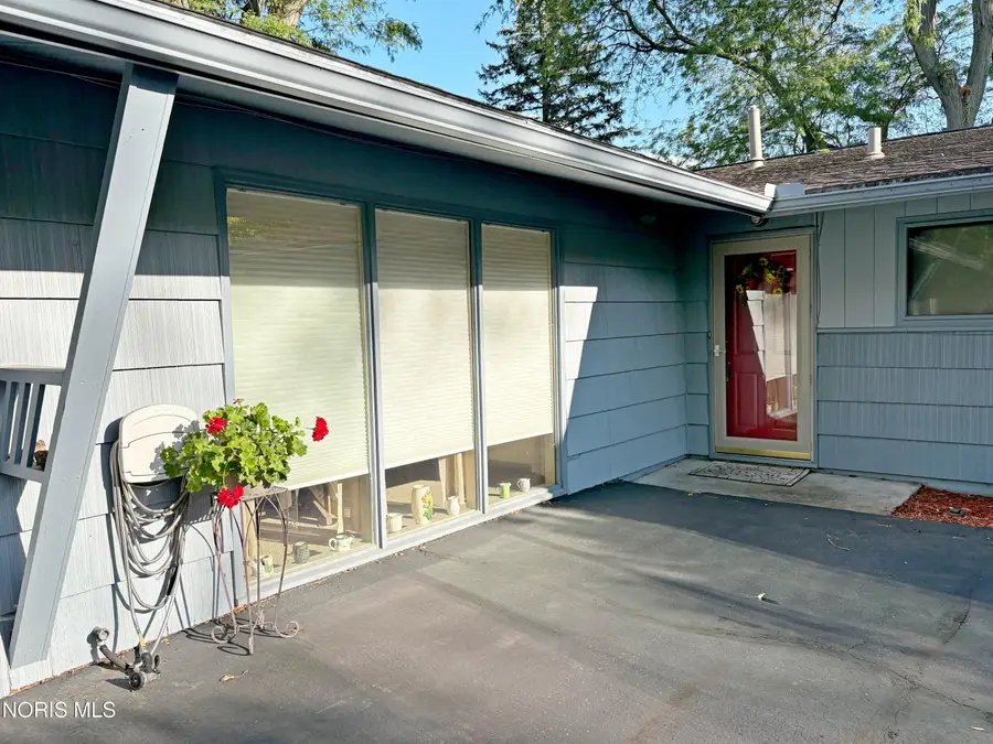 29 Darlyn Drive, Bowling Green, OH 43402 - #3