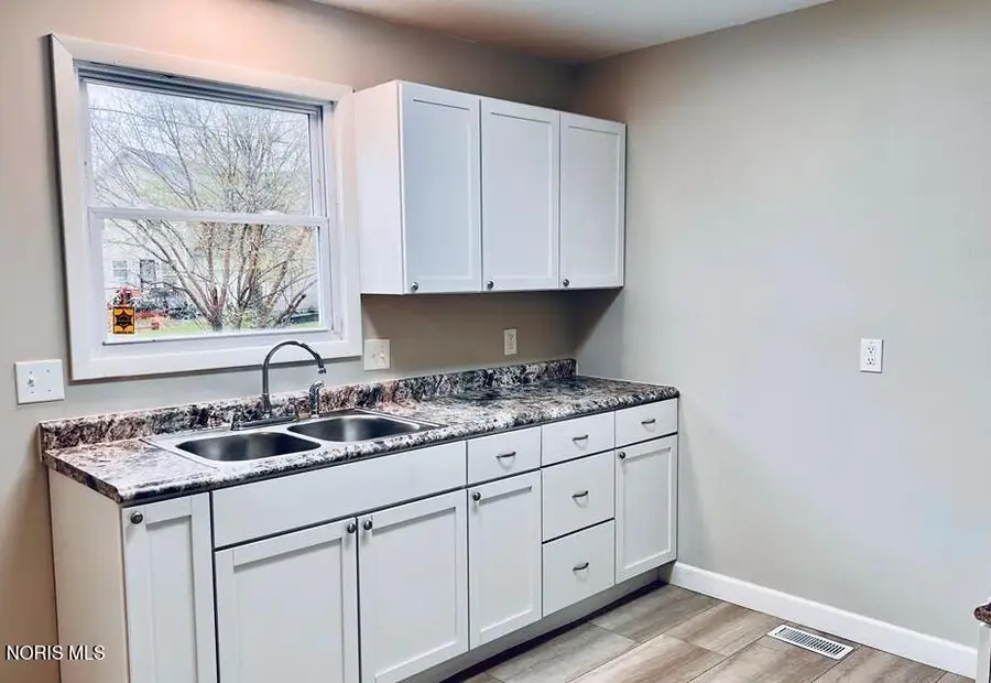 313 Sherman Street, Toledo, OH 43620 - #2