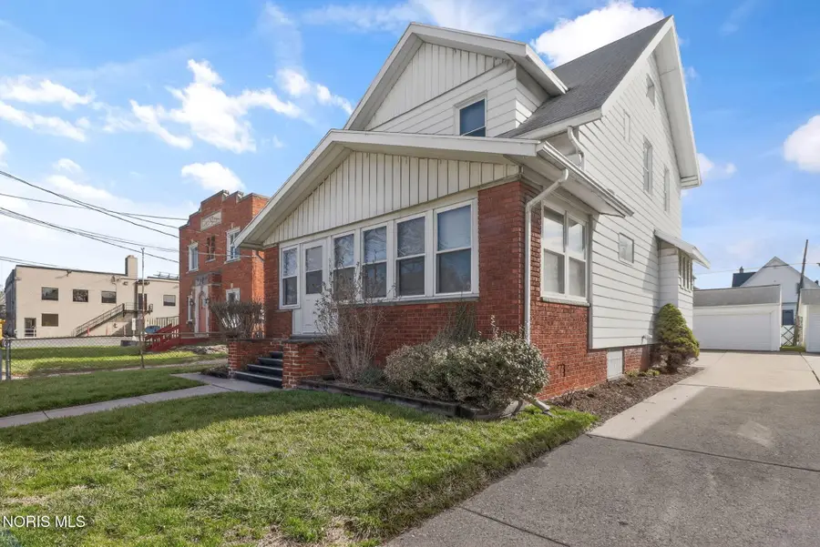 3938 Berkeley Drive, Toledo, OH 43612 - #2