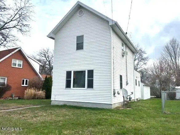 237 Eberly Avenue, Bowling Green, OH 43402 - #1