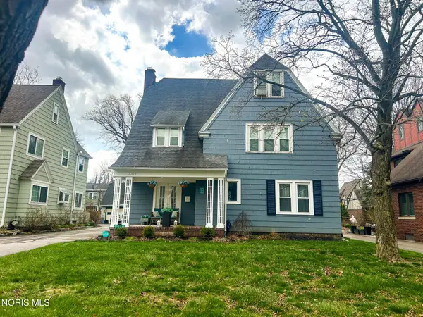 3319 Darlington Road, Ottawa Hills, OH 43606