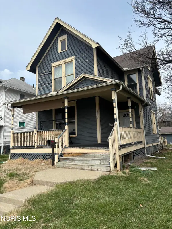 906 Oakwood Avenue, Toledo, OH 43607